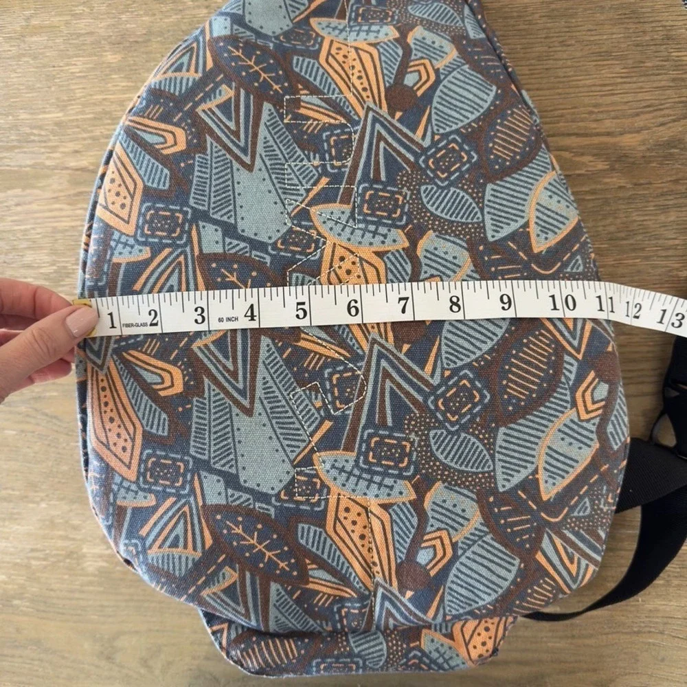 KAVU Rope Bag Sling Backpack Mesa-Southwestern Geometric Tribal Blue Orange